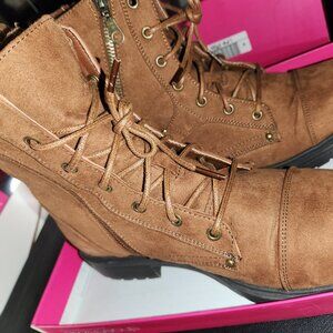 Comfy, Sport Vintage Booties